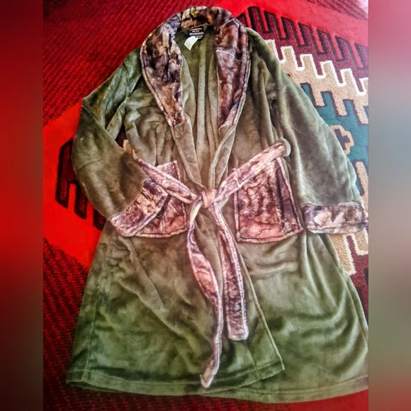 Mossy Oak NWT Mens Fleece Robe,  one Size - Picture 2 of 6